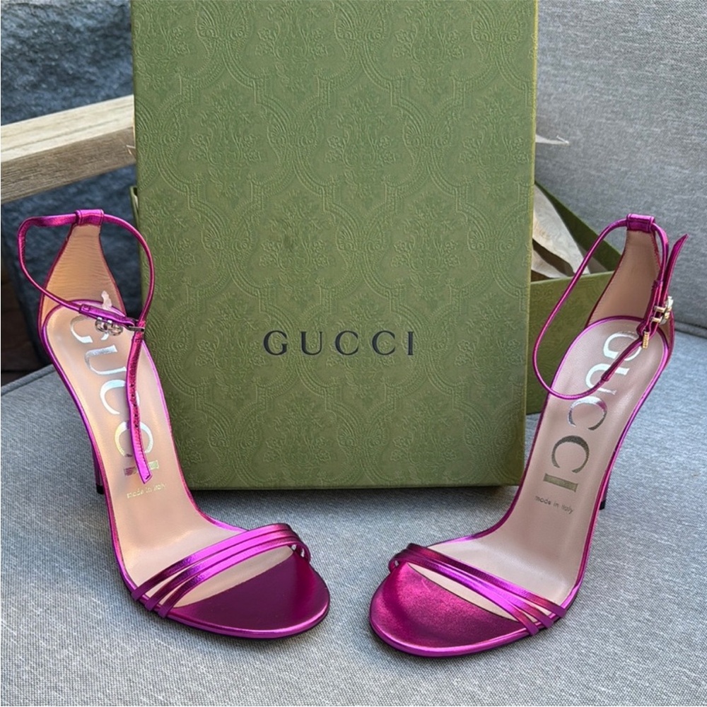 Gucci Women's Fuchsia Strappy Heels